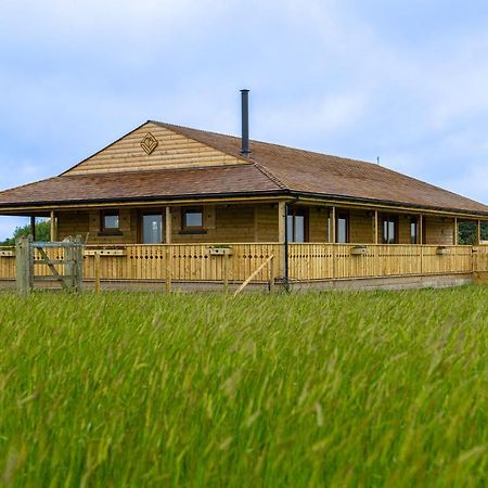 Luxury Log Cabin With A Hot Tub Stone  Eksteriør bilde